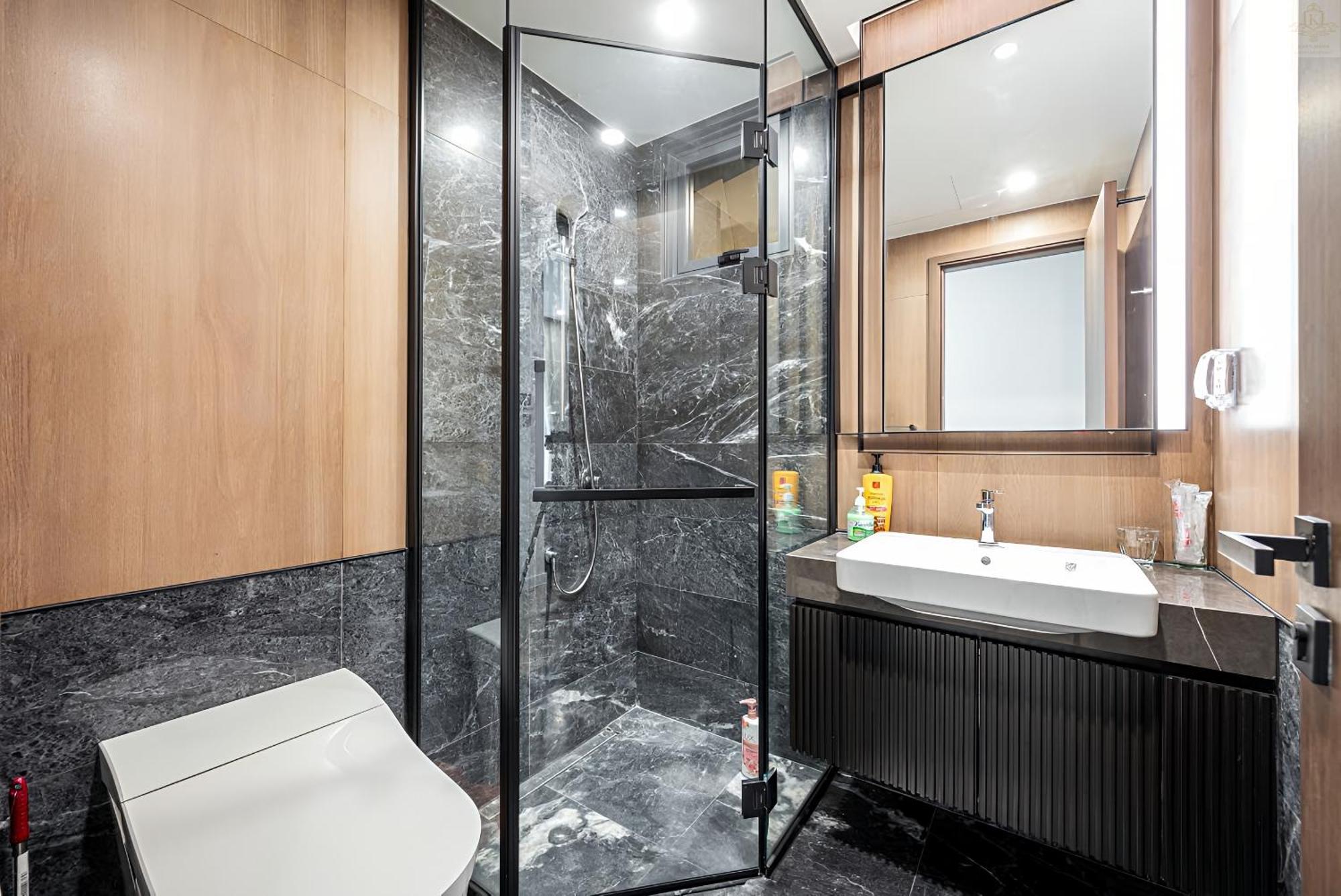 Hotel Lumiere Royale